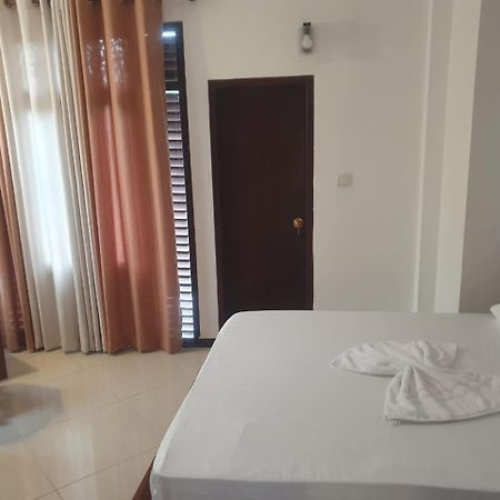Ravi Place Unawatuna Ngoại thất bức ảnh